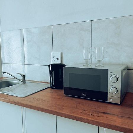 Central Nomad Apartment ウィントフーク エクステリア 写真