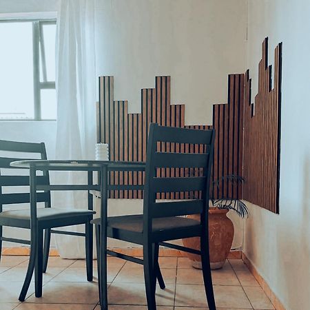 Central Nomad Apartment ウィントフーク エクステリア 写真